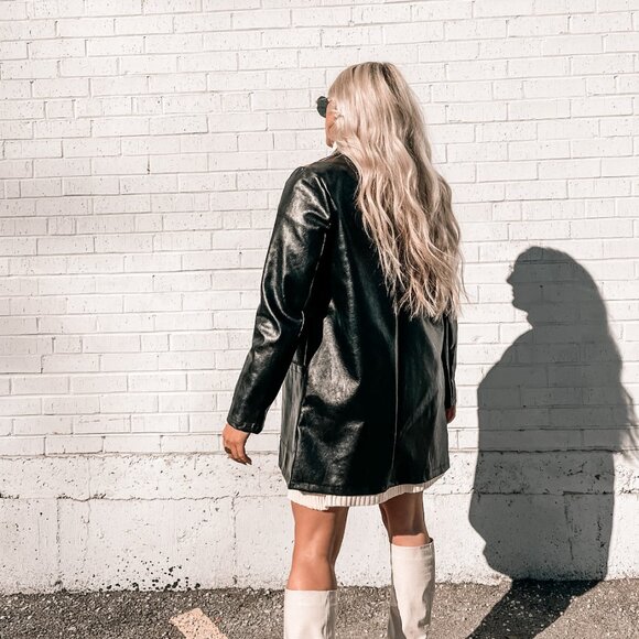 Vegan Leather Blazer Jacket with Snakeskin Collar - Picture 3 of 8